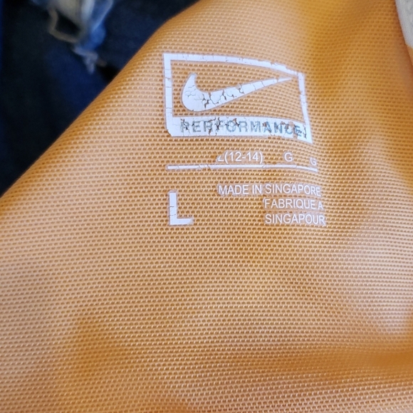 - Nike performance tank top fitness - Picture 4 of 6